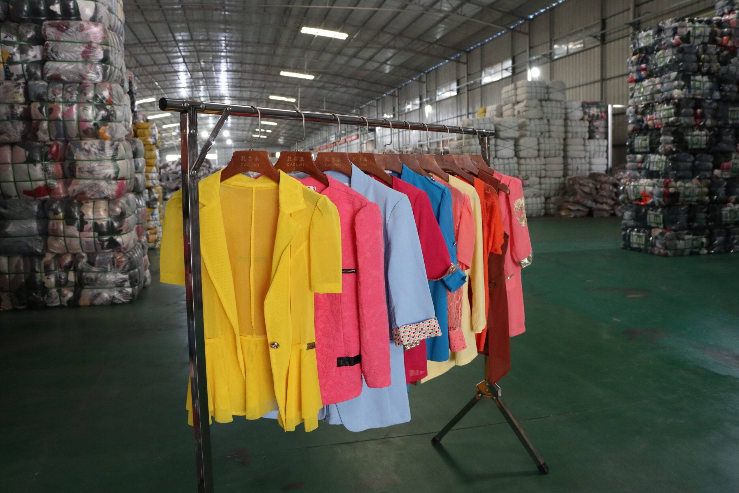 ZAGUMI- YOUR FIRST CHOICE TO BUY USED CLOTHES FROM CHINA 