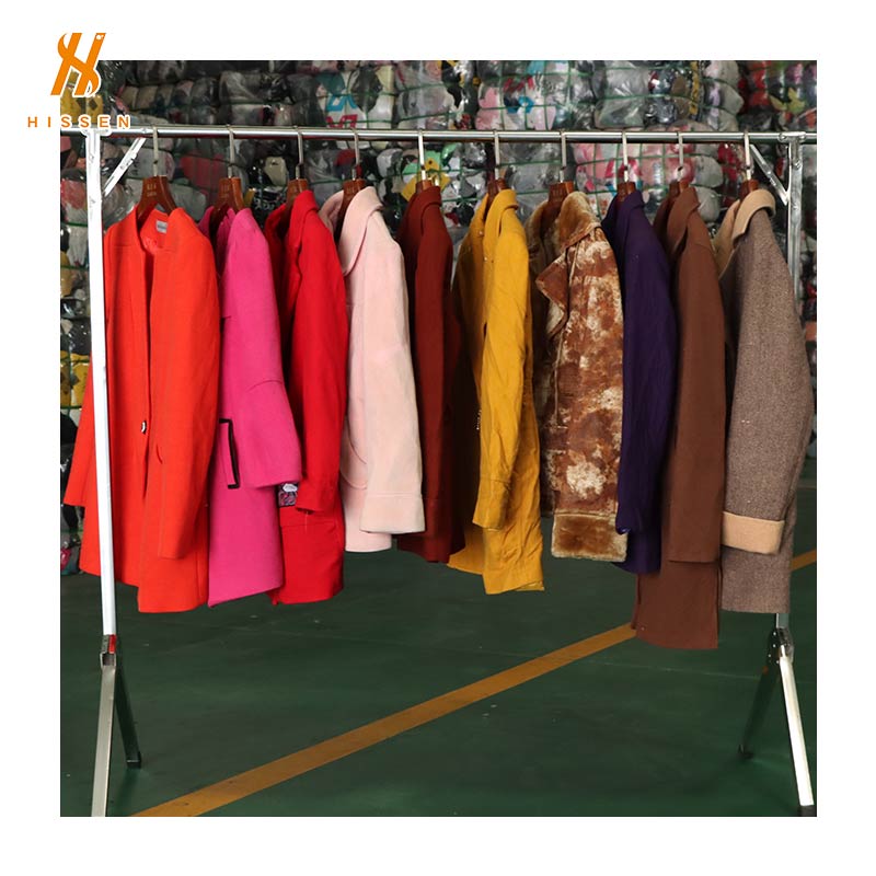 Hissen Used lady short coat (thick) second hand bale clothes For Sale From China 