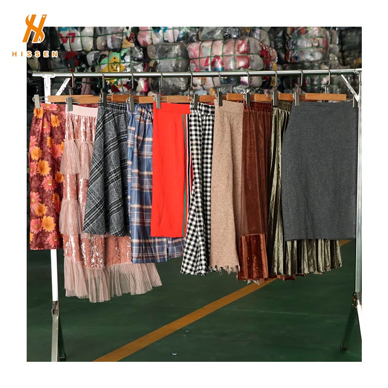 تنورة طويلة شتوية مستعملة بالجملة بسعر المصنع بالة الملابس المستعملة من كولومبيا