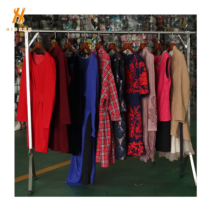 Fardos de vestido de inverno feminino usados ​​hissen para venda da china