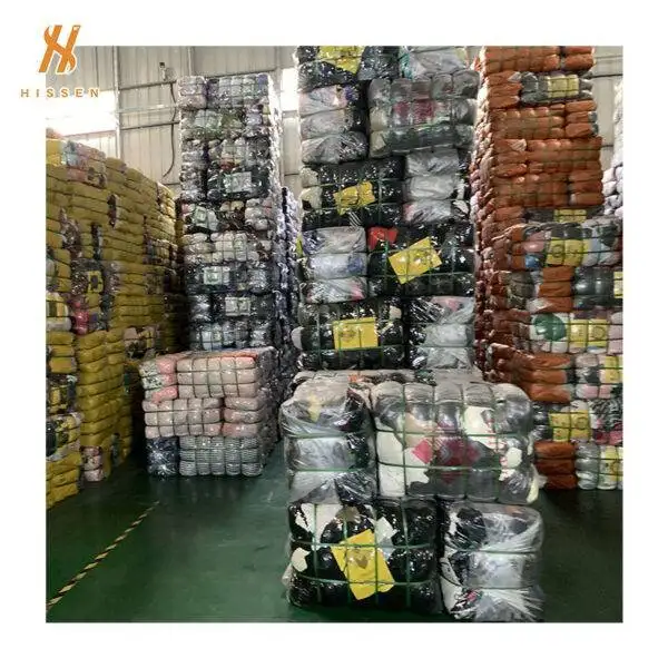 used clothes bales (186)