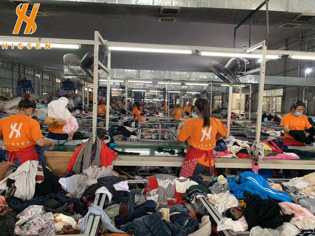 used clothes3 (2)