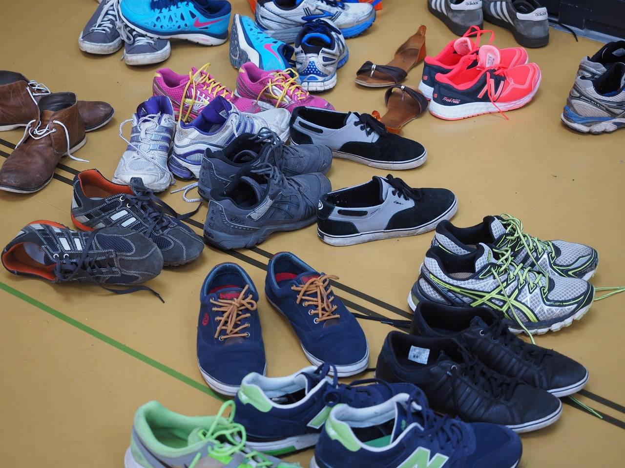 used brand shoes