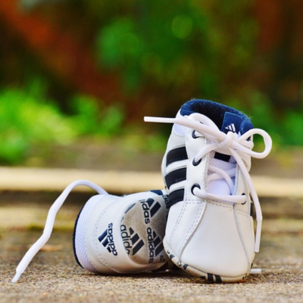used branded shoes