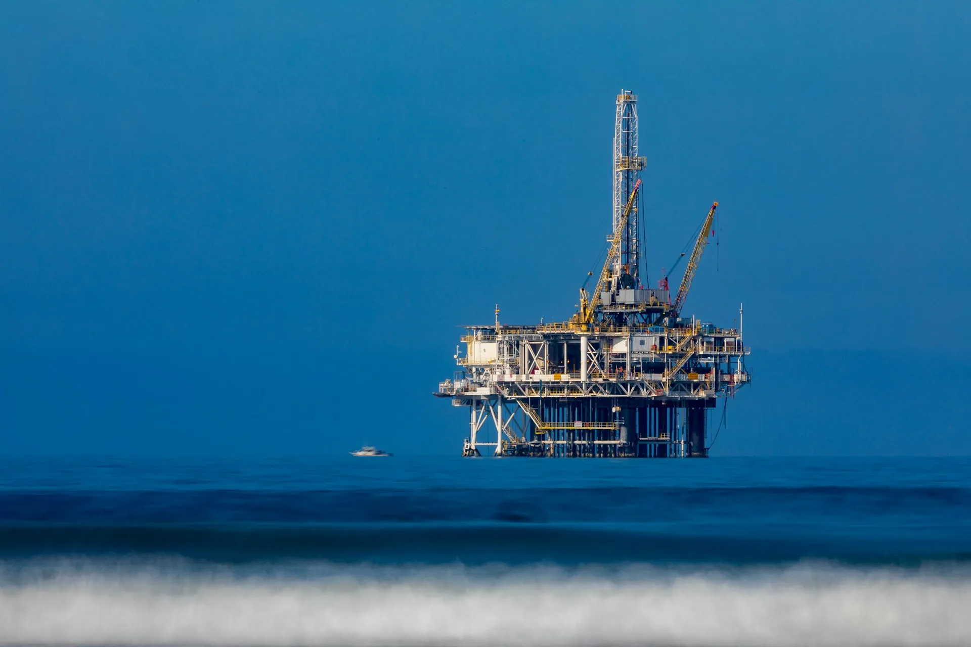 Gas & Oil