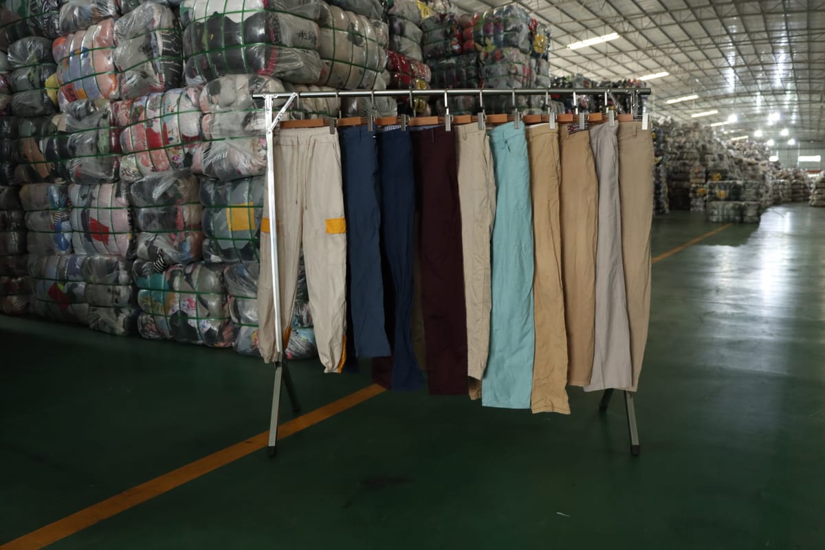 Used clothing bales Africa market