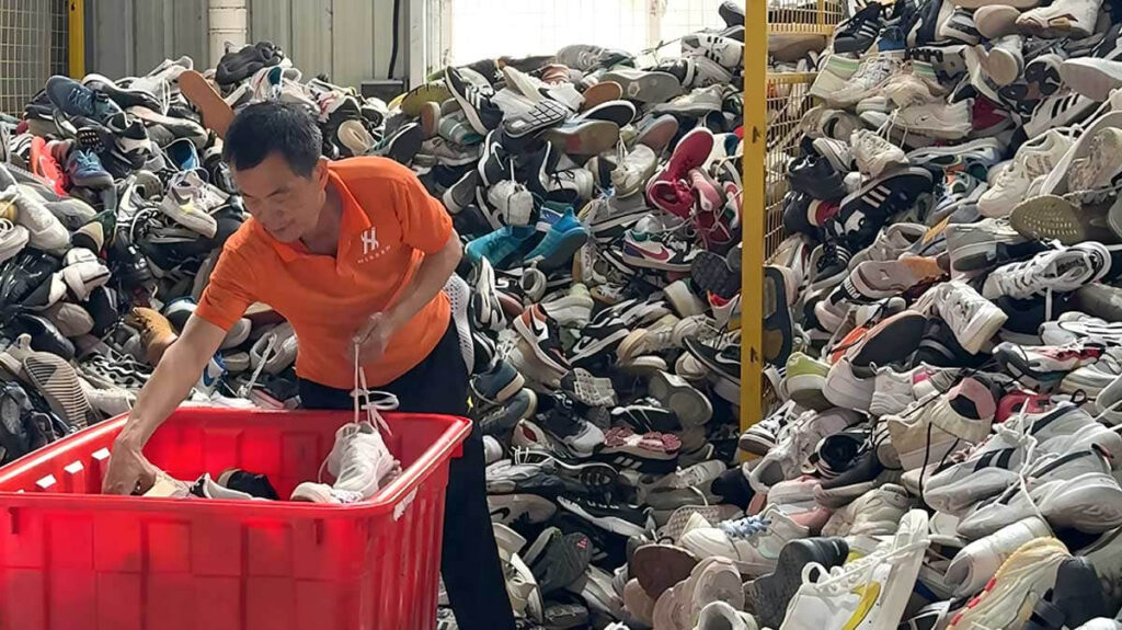 Stable-Supply-used-mixed-shoes