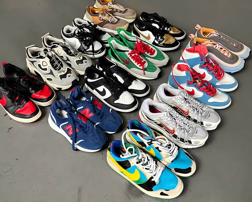 Washed Women Used Shoes
