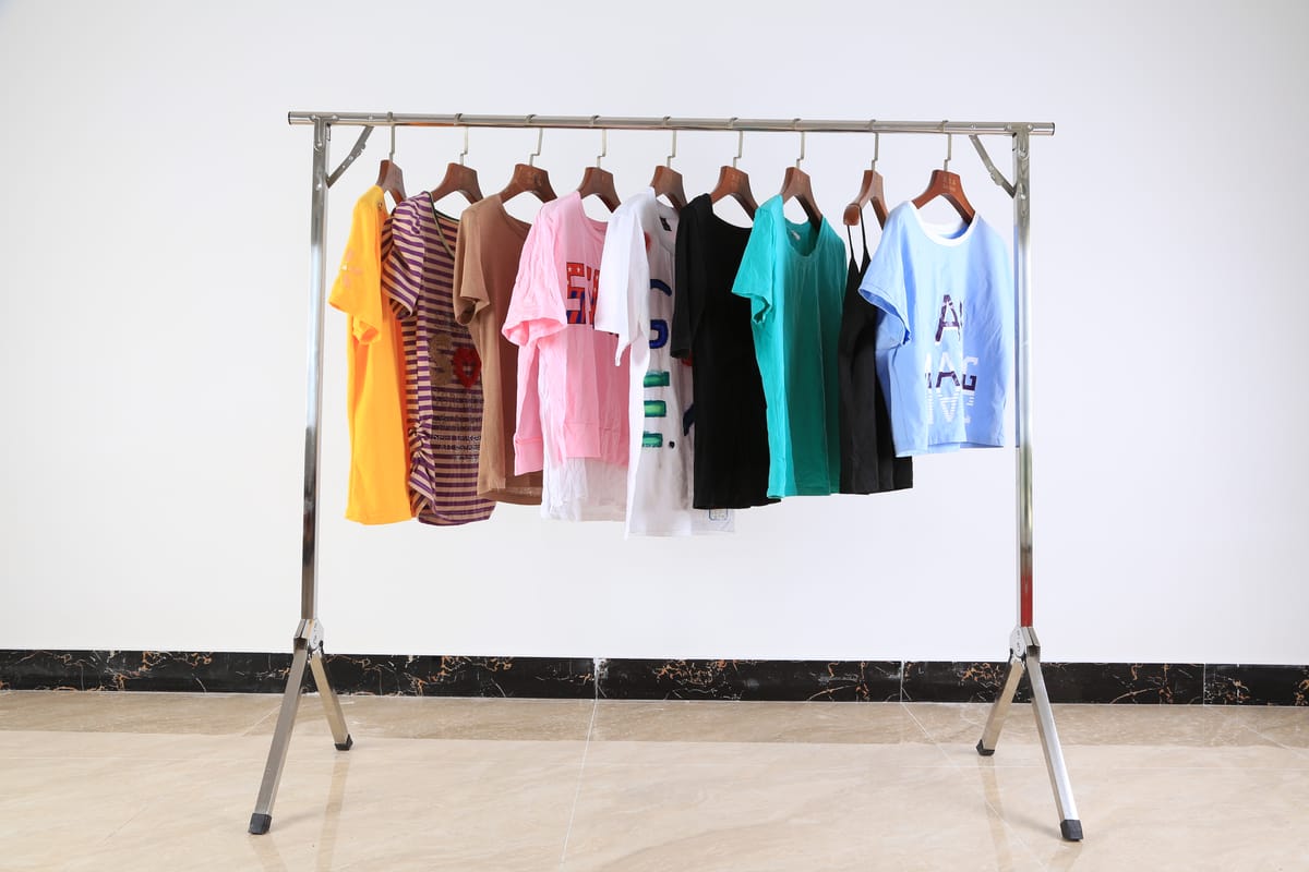 Used clothing exporters directory — sorted bales ready for international shipment