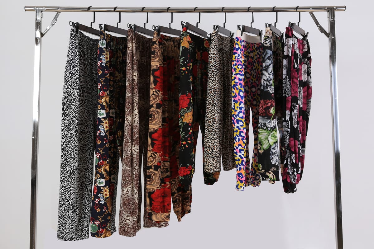 Unsorted used clothing bales — mixed categories for wholesale importers with sorting operations