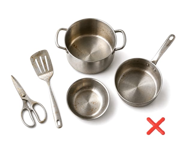 We reject rusty stainless steel pieces - cookware quality control
